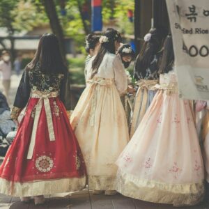 femmes coréennes en hanbok